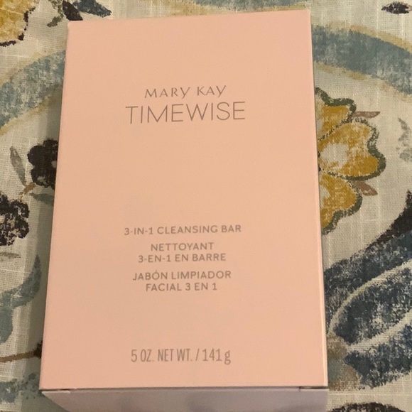 Mary Kay TimeWise 3 in 1 Cleansing Bar with Soap Dish NEW FACTORY SEALED - Picture 3 of 4